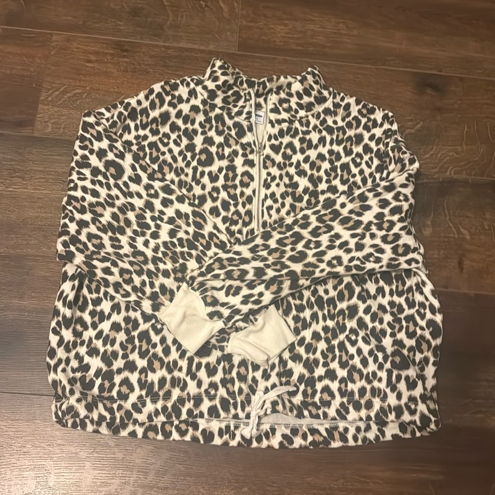 Leopard print sweatshirt, half zip 
Still fuzzy soft on the inside, barely worn